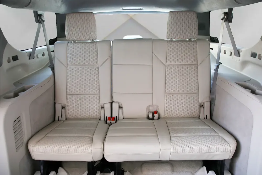 CADILLAC ESCALADE - ESV 4WD - PREMIUM LUXURY  - 2023 - FULLY LOADED - AMZING CONDITION - Image 19