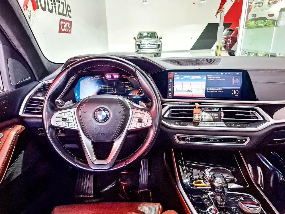 AED 2355/month | 2019 BMW X7 xDrive40i | GCC Specs | Ref#460553 - Image 10