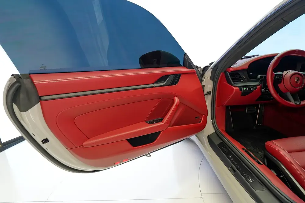 Porsche 911 Carrera GTS 2025 | GCC Specs | Like New Condition - Image 6