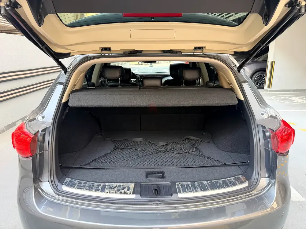 Infiniti QX70 Luxury 2018 GCC Specs - Image 20