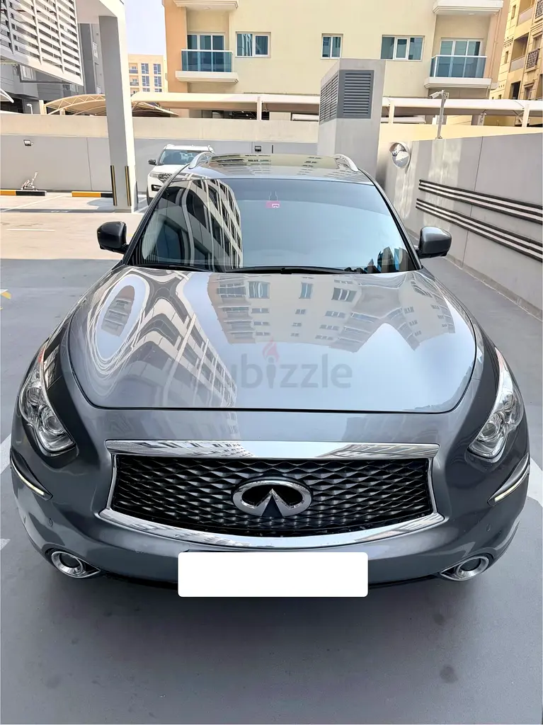Infiniti QX70 Luxury 2018 GCC Specs - Image 8