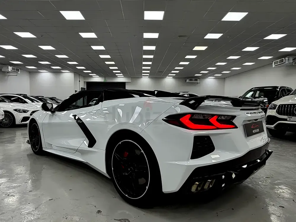 Corvette C8 electric Spyder 2024 low mileage warranty - Image 15