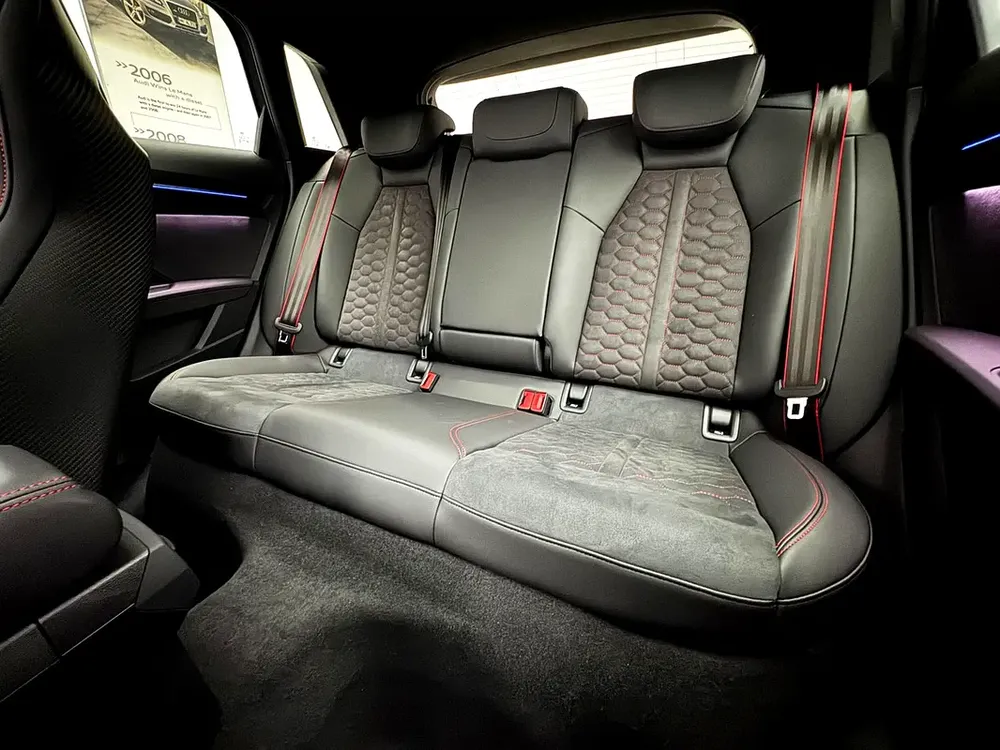 AUDI RS3 SPORTBACK 2025 Full Carbon - Image 14