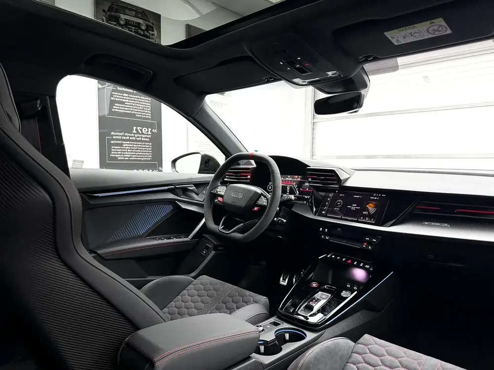 AUDI RS3 SPORTBACK 2025 Full Carbon - Image 6