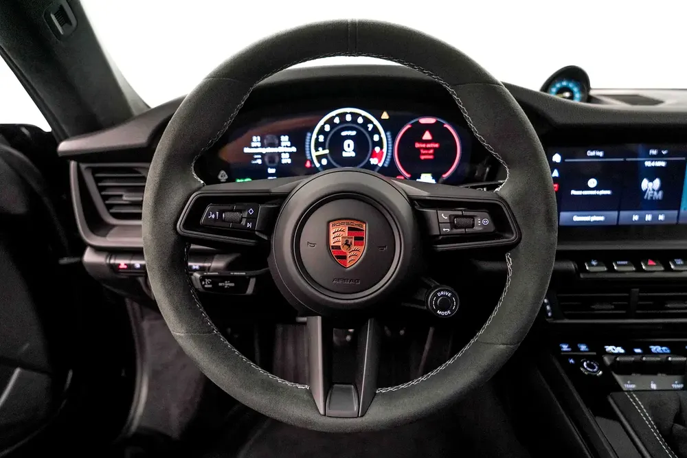 2025 PORSCHE  911  GT3 / DEALER WARRANTY - Image 9