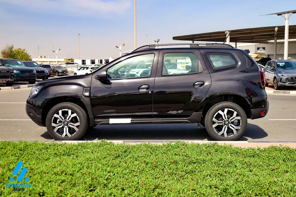2025 Renault Duster LE | 1.6L Petrol | GCC | 17” Alloys | 4 Airbags | 4 Cameras - Image 8