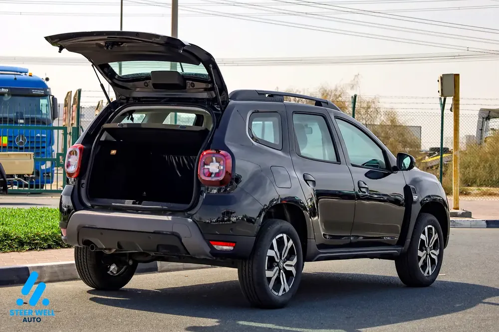 2025 Renault Duster LE | 1.6L Petrol | GCC | 17” Alloys | 4 Airbags | 4 Cameras - Image 9