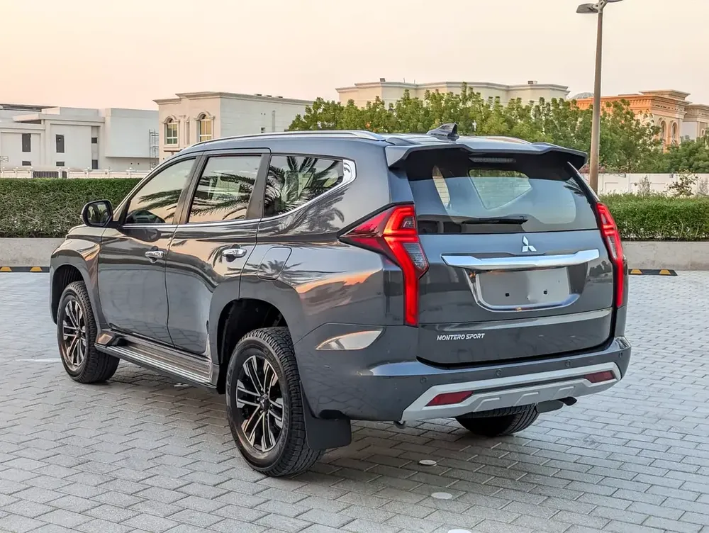 MITSUBISHI MONTERO SPORT 2021 GLS TOP LINE FULL OPTION GCC IN EXCELLENT CONDITION - Image 16