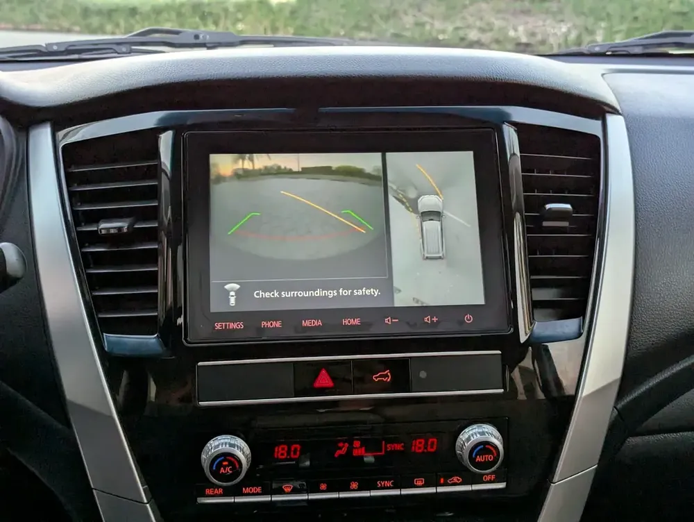 MITSUBISHI MONTERO SPORT 2021 GLS TOP LINE FULL OPTION GCC IN EXCELLENT CONDITION - Image 5