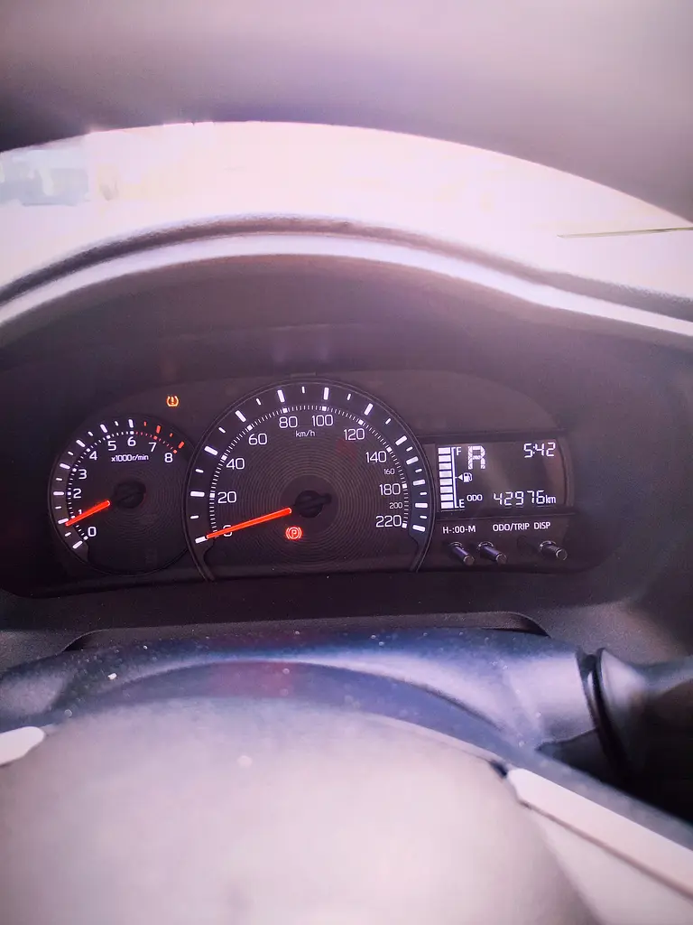 2023 Toyota Yaris E GCC | Warranty | Reverse Camera | Low Mileage - Image 8