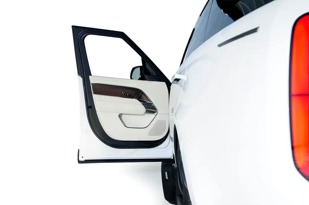 Range Rover Vogue HSE P530-GCC-Agency FSH-Land Rover Warranty and Service Contract - Image 18