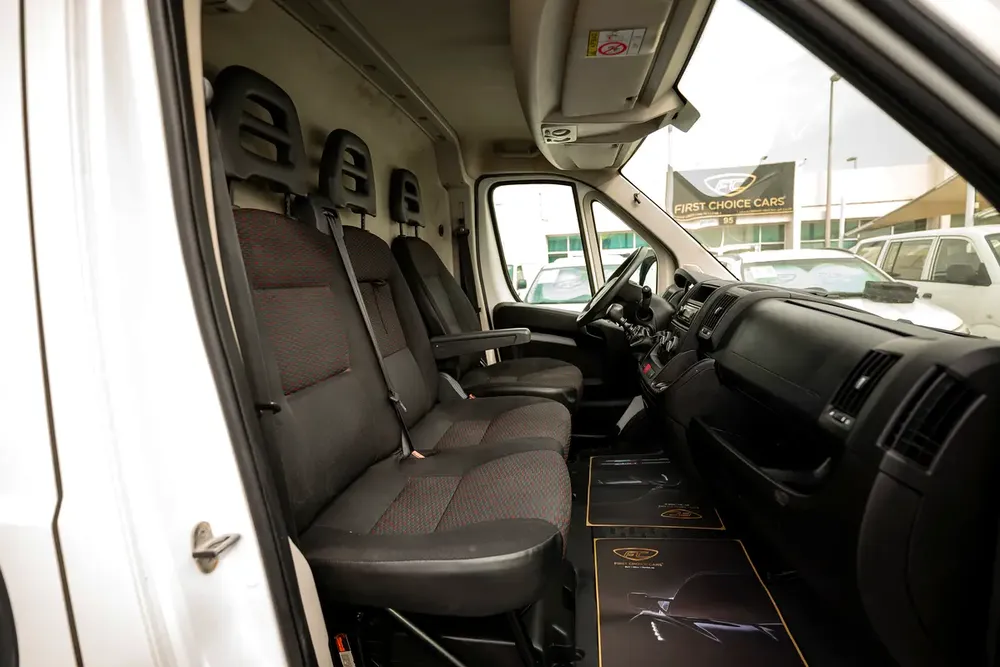 Peugeot Boxer Delivery Van | GCC Specs | Ref#P70871 - Image 10