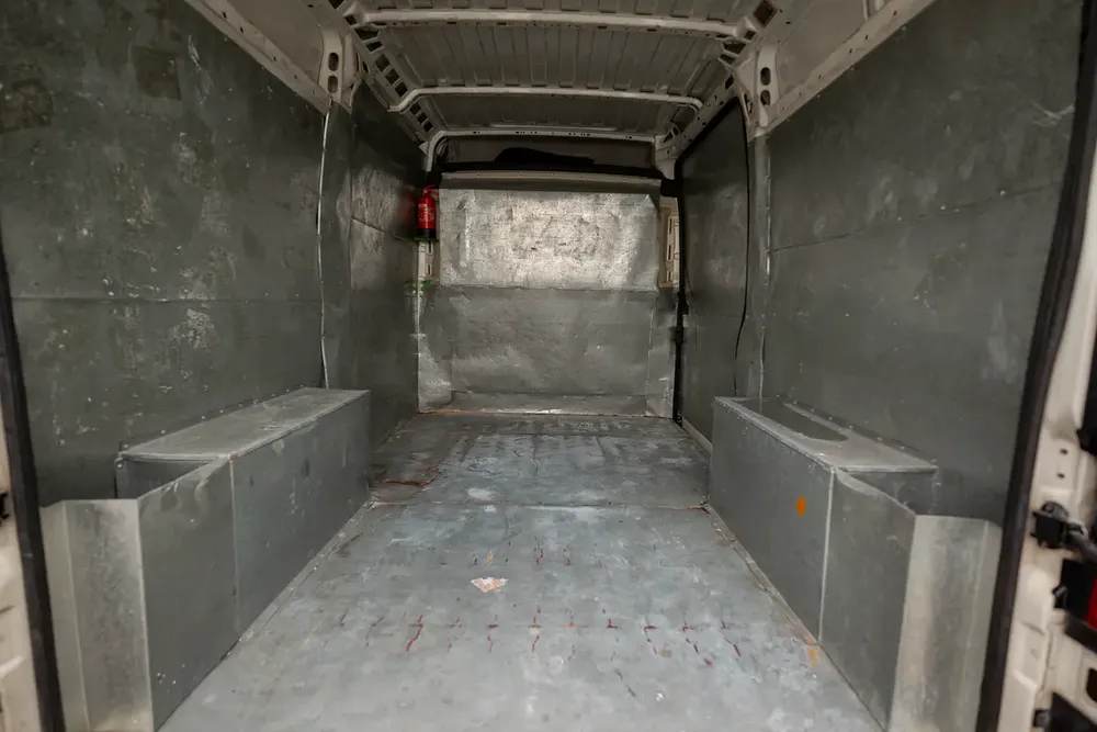 Peugeot Boxer Delivery Van | GCC Specs | Ref#P70871 - Image 7
