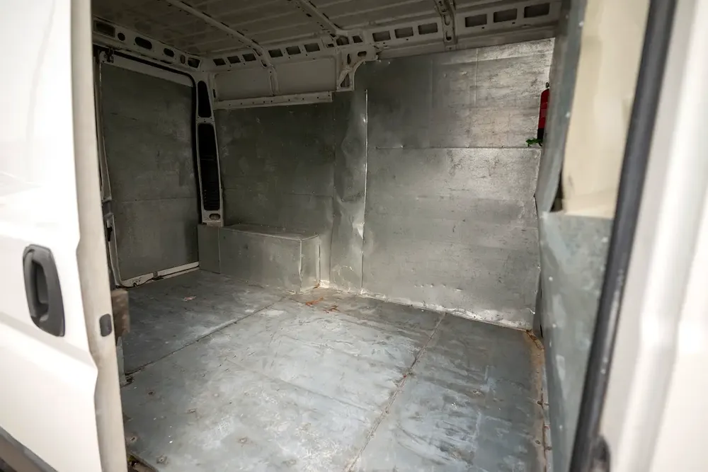Peugeot Boxer Delivery Van | GCC Specs | Ref#P70871 - Image 8