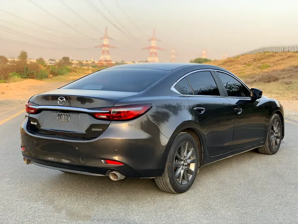 AED 960 - Monthly without down payment | 2022 Mazda 6 | GCC Specs | 2.5L 4 cyl engine - Image 4