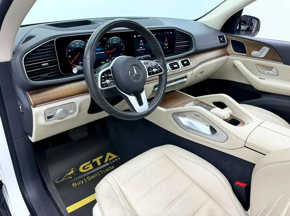 2020 Mercedes-Benz GLE 450 4MATIC, Warranty, Excellent Condition, GCC - Image 11
