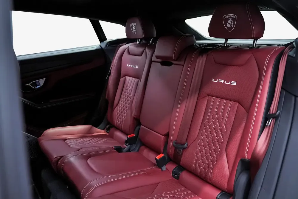 Lamborghini URUS S 2024 - Image 11