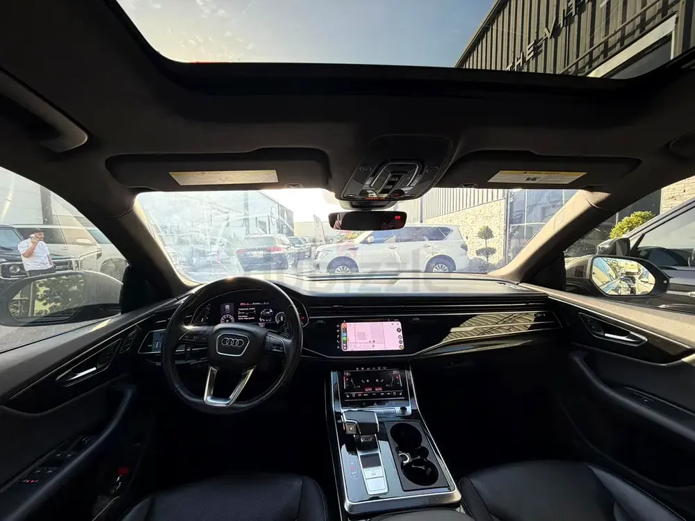 Audi Q8 2020 55 TFSI quattro S line Sport Package - American Specs - Image 7
