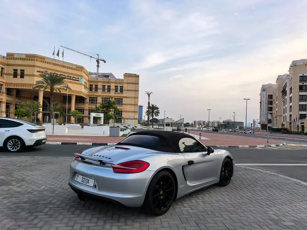 2016 Porsche Boxster Spyder - GCC Specs - Image 12