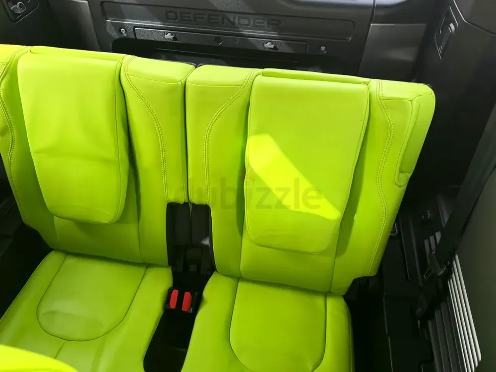 Land Rover Defender 110 SE P400 2022 - American Specs - Low Mileage - Image 11