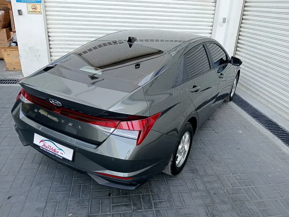 Hyundai Elantra 2023, Comfort, GCC Specs - Excellent Condition! - Image 7
