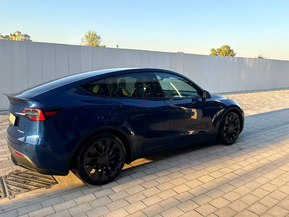 Tesla Model Y Long Range 2024 GCC Specs - Image 4