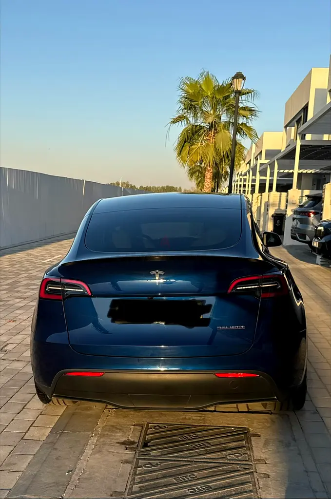 Tesla Model Y Long Range 2024 GCC Specs - Image 5