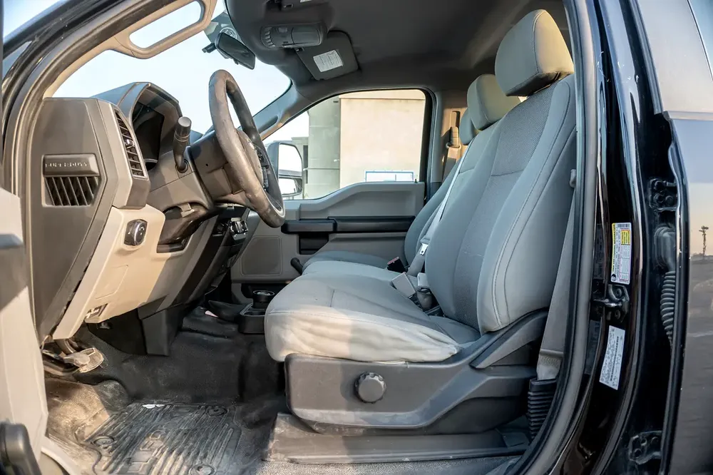 2019 Ford F-350 SUPER DUTY American Specs - GCC Resale - Image 7