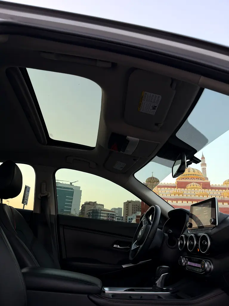 2021 Nissan Sentra SR - American Specs - Sport Trim - Image 5