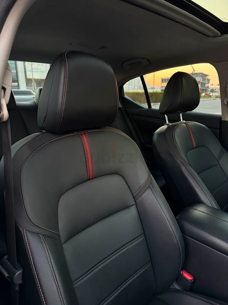 2021 Nissan Sentra SR - American Specs - Sport Trim - Image 6