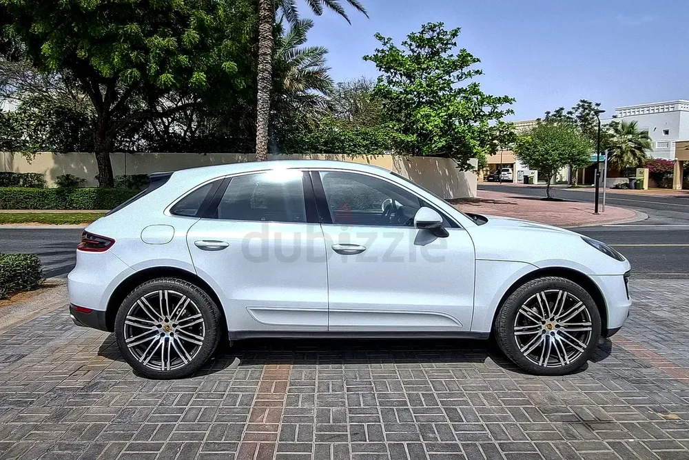 AED 2131/month | 2018 Porsche Macan  | GCC Specs | Ref#452778 - Image 4