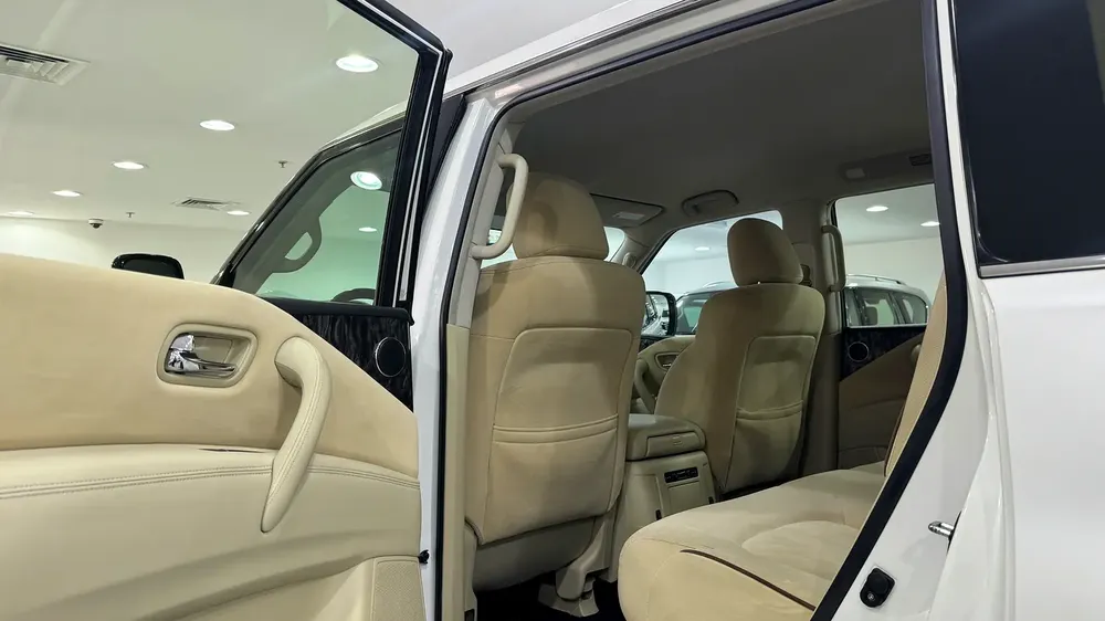 Nissan Patrol XE - 1 Year Warranty Included - Image 9