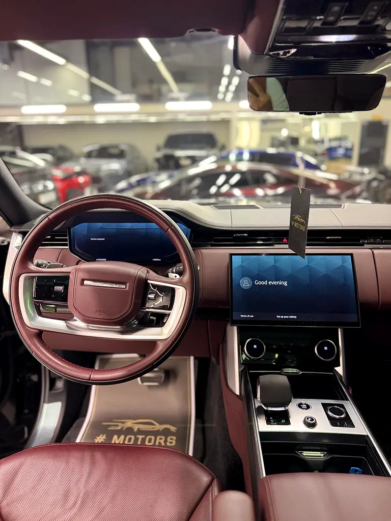 Range Rover Vogue V8 HSE - Image 12
