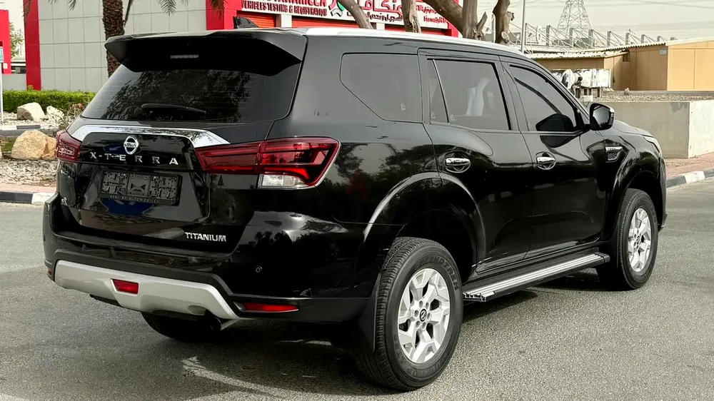2023 Nissan Xterra Titanium | G.C.C | No Paint No Accident | First Owner | Service History - Image 5