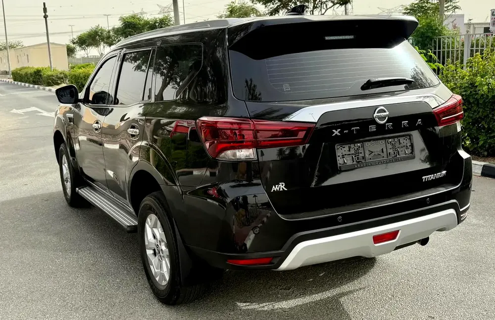 2023 Nissan Xterra Titanium | G.C.C | No Paint No Accident | First Owner | Service History - Image 6