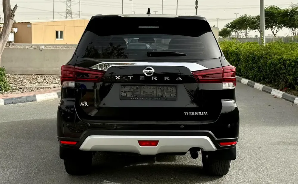 2023 Nissan Xterra Titanium | G.C.C | No Paint No Accident | First Owner | Service History - Image 7