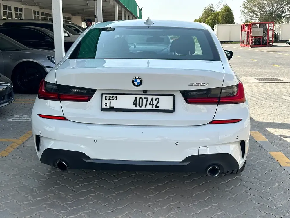 0% Down Payment | 2’229 AED/ Month | GCC Specs BMW 3-Series 330i 2021 - Image 4