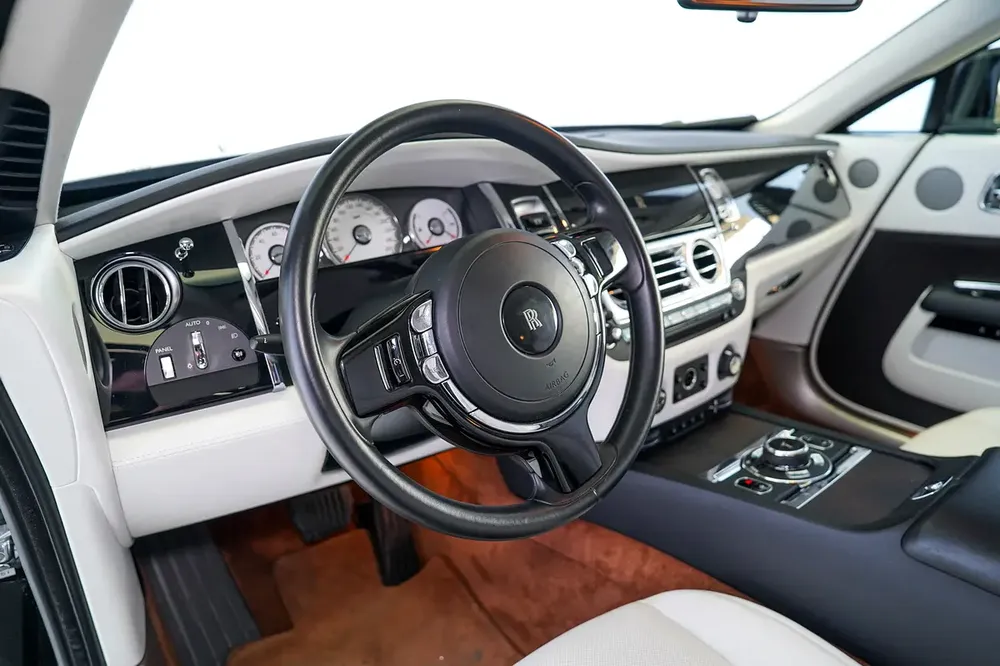 WRAITH | BLACK + SILVER EXTERIOR | IVORY INTERIOR |  WARRANTY AVAILABLE - Image 10