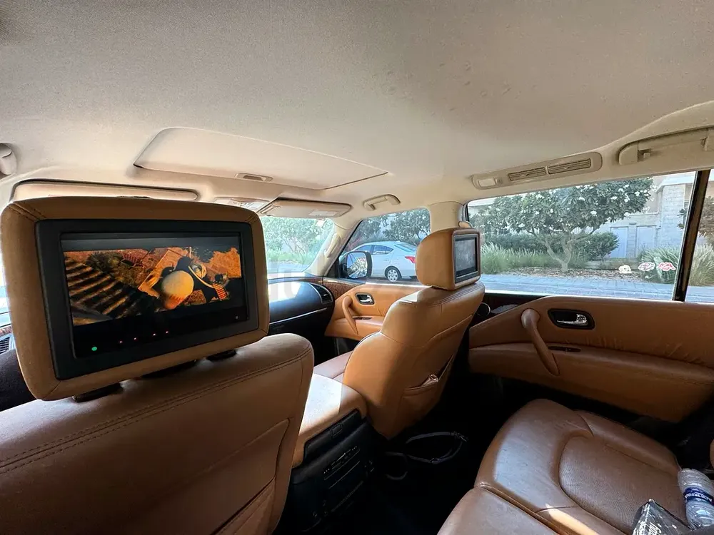Nissan Patrol SE Titanium 2018 | GCC Specs | V8 5.6L - Image 8
