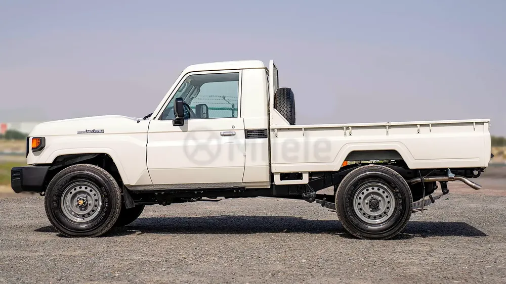 TOYOTA LC 79 SINGLE CAB | EXPORT TO AFRICA - Image 4