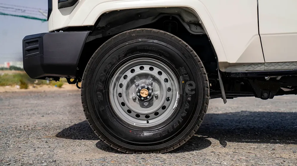 TOYOTA LC 79 SINGLE CAB | EXPORT TO AFRICA - Image 5