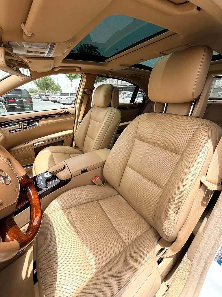2012 Mercedes-Benz S 500 | GCC Specs single owner full service | Low Mileage | Pristine Condition - Image 14