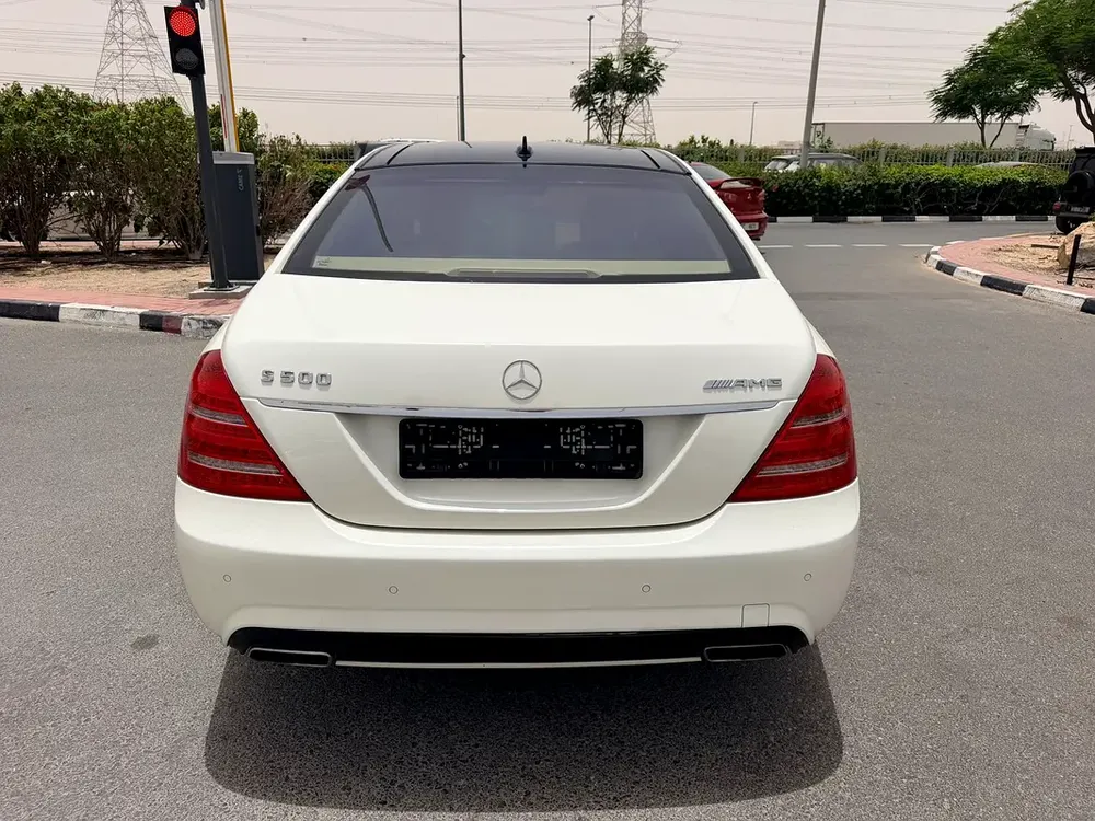2012 Mercedes-Benz S 500 | GCC Specs single owner full service | Low Mileage | Pristine Condition - Image 7