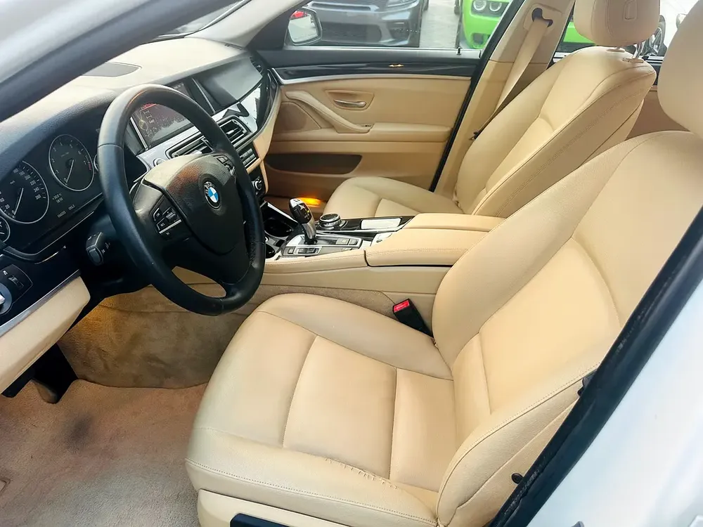 MODEL 2015 GCC CAR PERFECT CONDITION INSIDE AND OUTSIDE FULL OPTION SUN ROOF LEATHER SEATS - Image 12