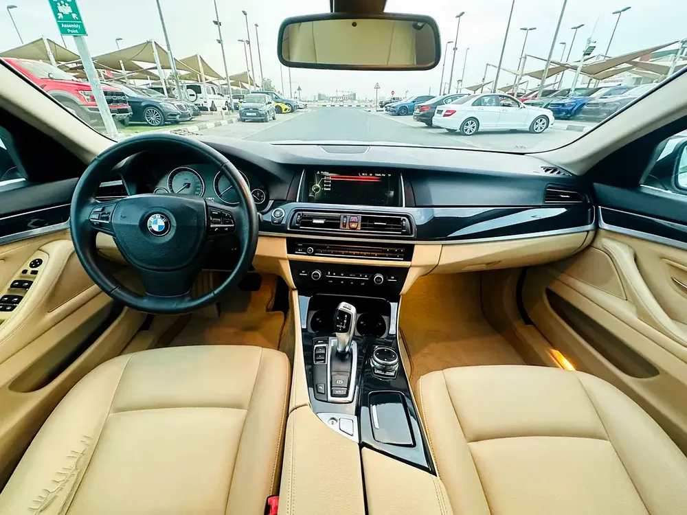 MODEL 2015 GCC CAR PERFECT CONDITION INSIDE AND OUTSIDE FULL OPTION SUN ROOF LEATHER SEATS - Image 17