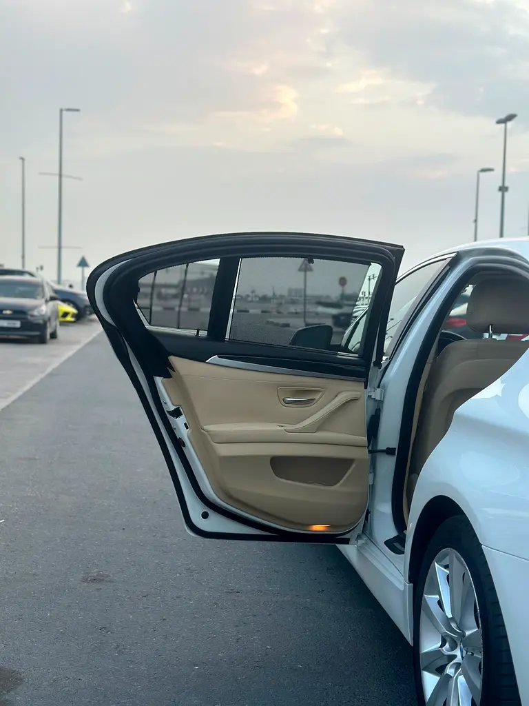 MODEL 2015 GCC CAR PERFECT CONDITION INSIDE AND OUTSIDE FULL OPTION SUN ROOF LEATHER SEATS - Image 20