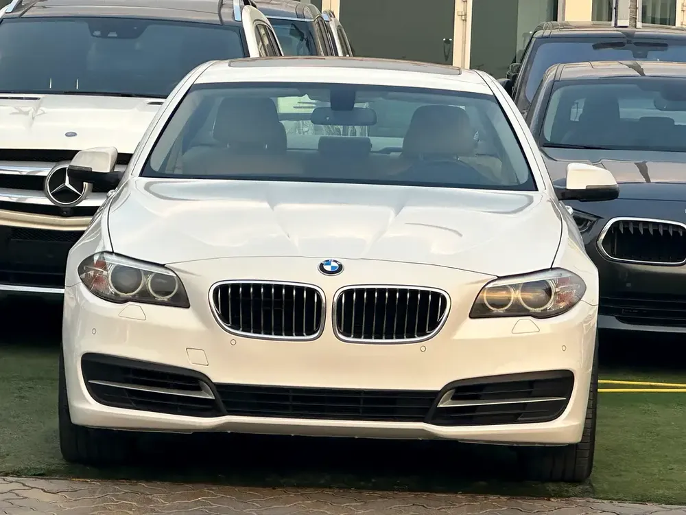 MODEL 2015 GCC CAR PERFECT CONDITION INSIDE AND OUTSIDE FULL OPTION SUN ROOF LEATHER SEATS - Image 4
