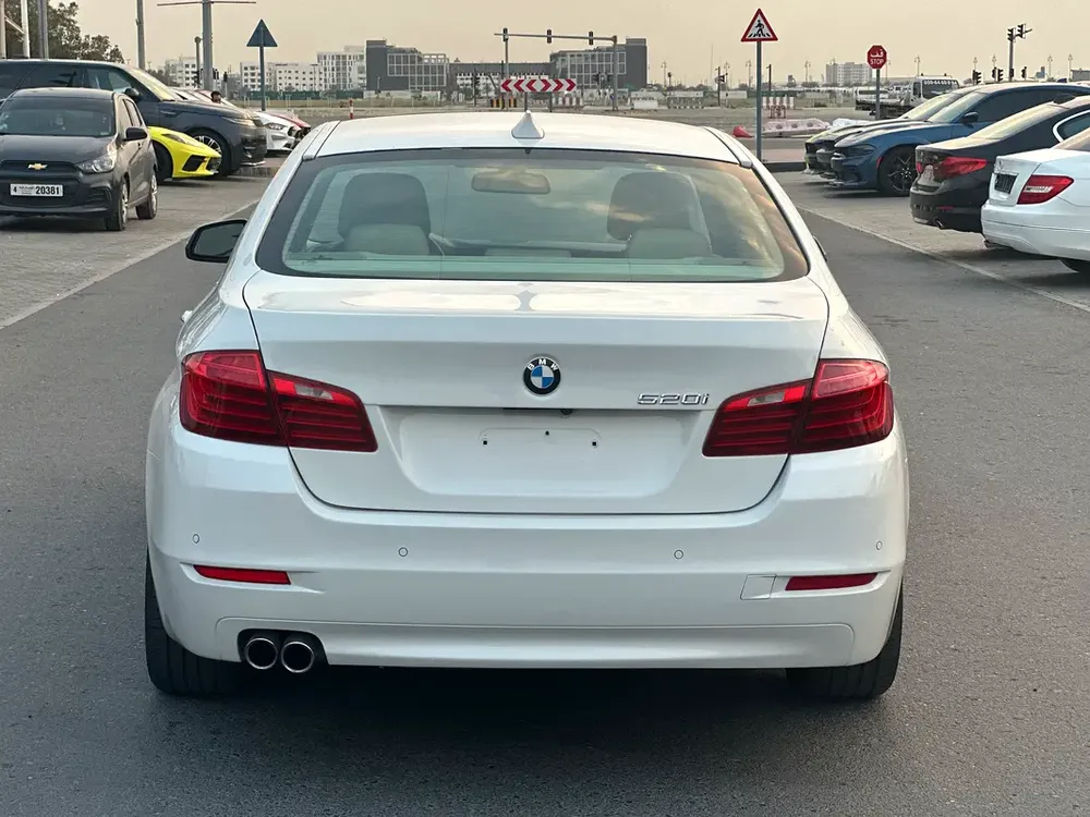 MODEL 2015 GCC CAR PERFECT CONDITION INSIDE AND OUTSIDE FULL OPTION SUN ROOF LEATHER SEATS - Image 6