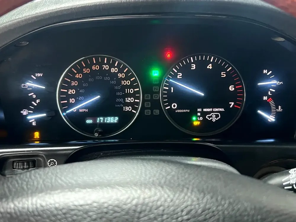 Lexus LX 470 - 2005 - Japanese Specs - GCC Resale - Image 10