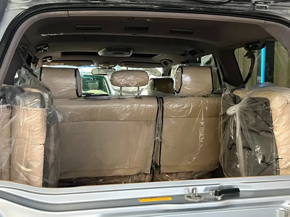 Lexus LX 470 - 2005 - Japanese Specs - GCC Resale - Image 11